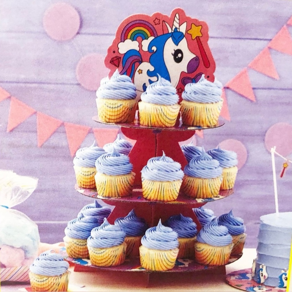Wilton Unicorn Dessert Party Kit w/ 25 Baking Cups 20 Treat Bags & More, NEW
